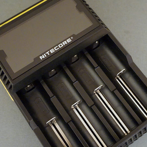 D4 Charger - Nitecore - CLDCHSRS